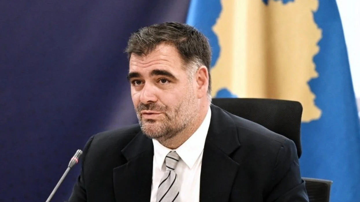 Gjuha e Vuçiqit ndaj Shaip Kamberit dhe shqiptarëve, Mustafi reagon ashpër dhe publikon videon