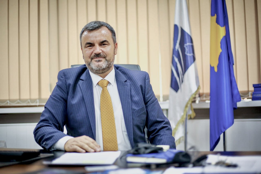 qelaj-shqyrton-kerkesen-per-dergimin-e-ligjit-per-specialen-ne-kushtetuese