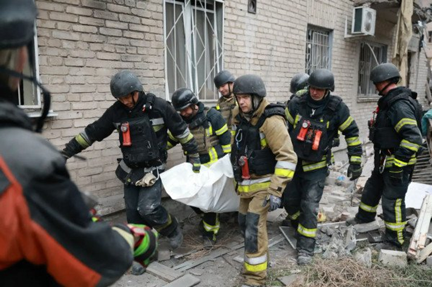 12-te-vrare-nga-sulmet-ruse-ne-zaporizhzhia-mes-tyre-tre-femije