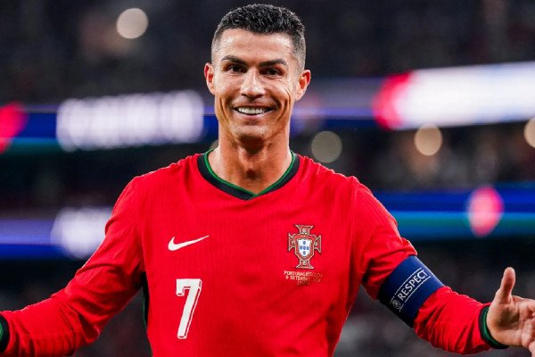 Lajm i mirë për Portugalinë, Ronaldo drejt rikthimit në nëntor