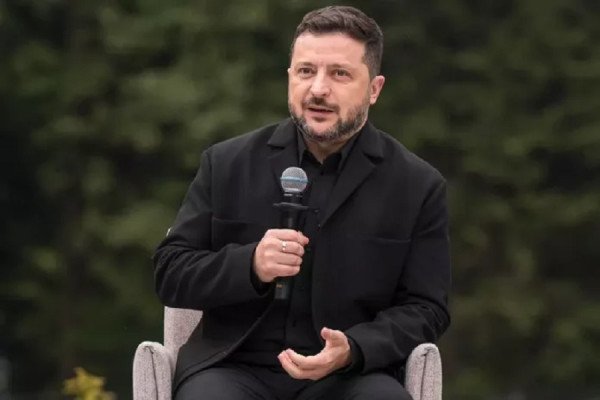 ​Zelensky kushtëzon ndërprerjen e sulmeve me ndalimin e goditjeve ruse ndaj objekteve strategjike