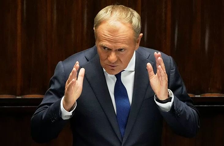 Pas disa sulmeve në shkolla, Tusk paralajmëron masa më të rrepta sigurie
