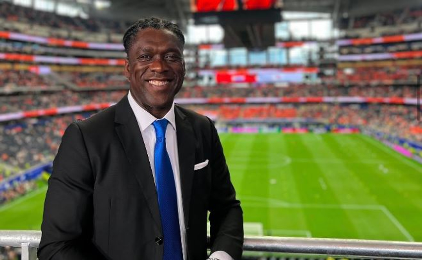Legjenda Seedorf merr drejtimin e skuadrës së njohur