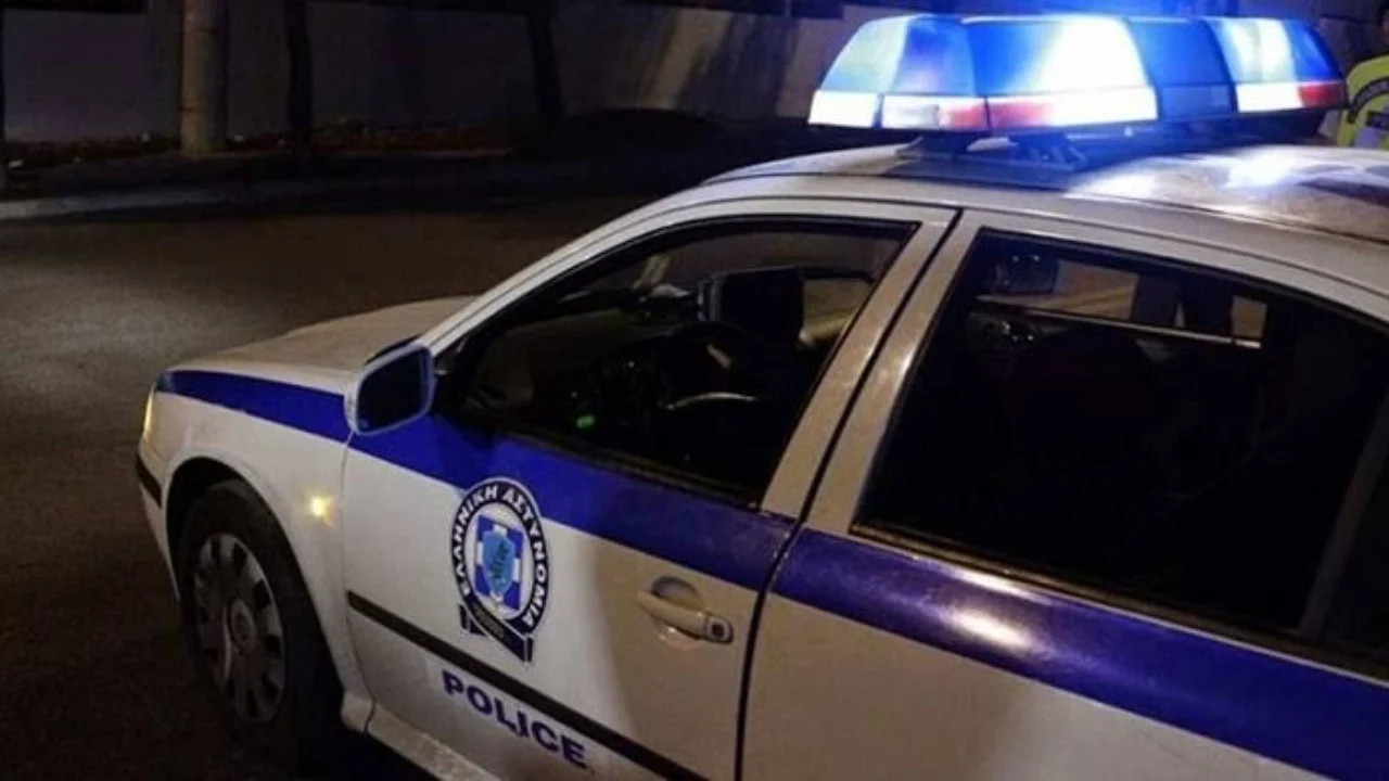 Plagoset me thikë në bark 58-vjeçari shqiptar në Kretë, autori i mitur iu fut në banesë dhe e sulmoi