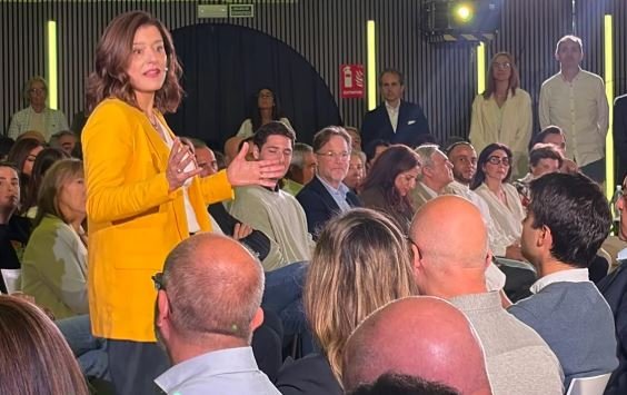 Zgjedhjet e parakohshme në Spanjë, krijohet një parti e re! Kush është Miriam Gonzalez