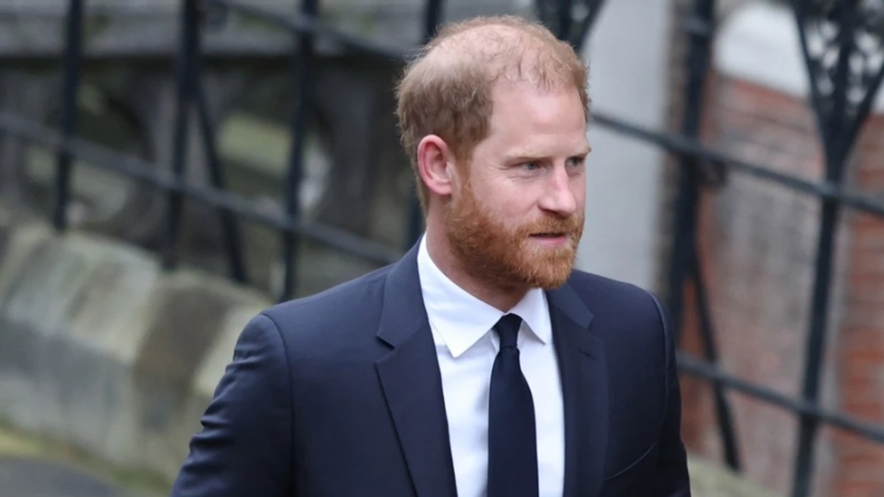 Princi Harry rrëfen periudhën e vështirë dhe  princeshë Dianën