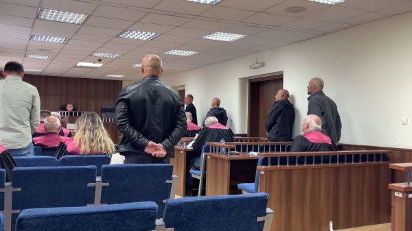 ​“Në privat kushton 1.100 euro”, 11 të pandehurit deklarohen të pafajshëm për ryshfet në Vushtrri
