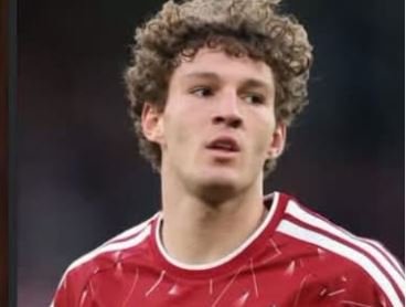 Gerrard nuk kursehet ndaj yllit të ri të Liverpoolit