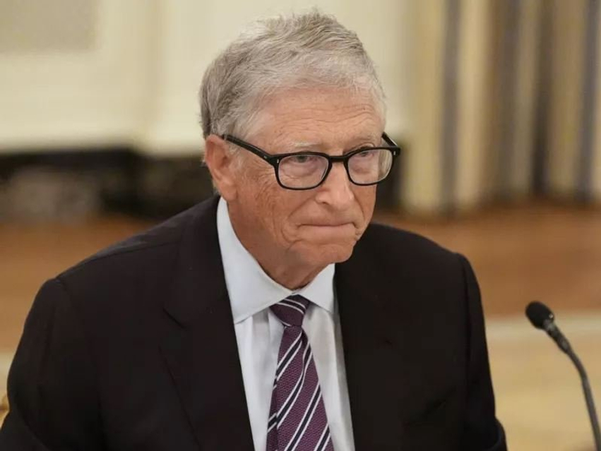 bill-gates-propozon-taksimin-e-inteligjences-artificiale-ne-te-ardhmen-disa-profesione-mund-te-rezervohen-vetem-per-njerezit