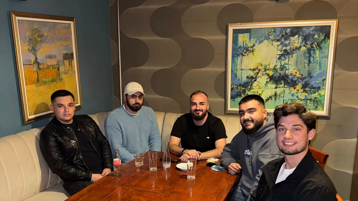 Ademi: Të fala, ministër, nëse nuk na ftoni ju, dimë të vijmë edhe vetë