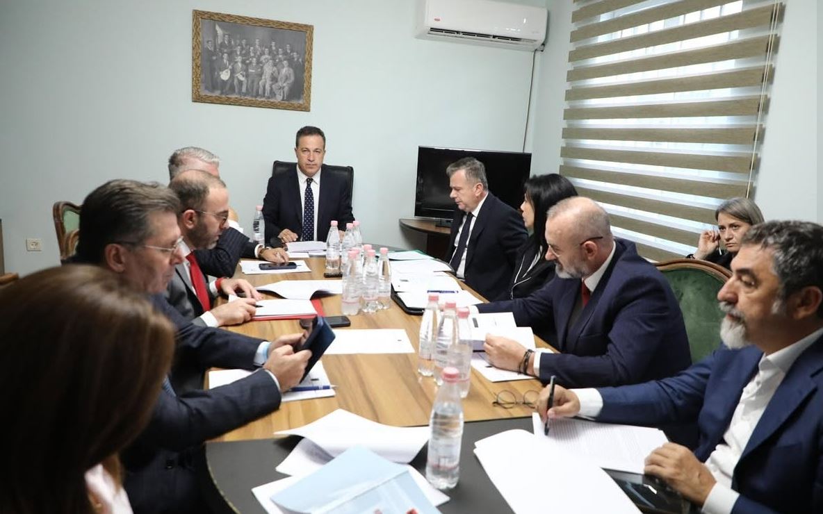 Opozita braktis Konferencën e Kryetarëve, Jorida Tabaku: E keni kthyer Kuvendin në tallje