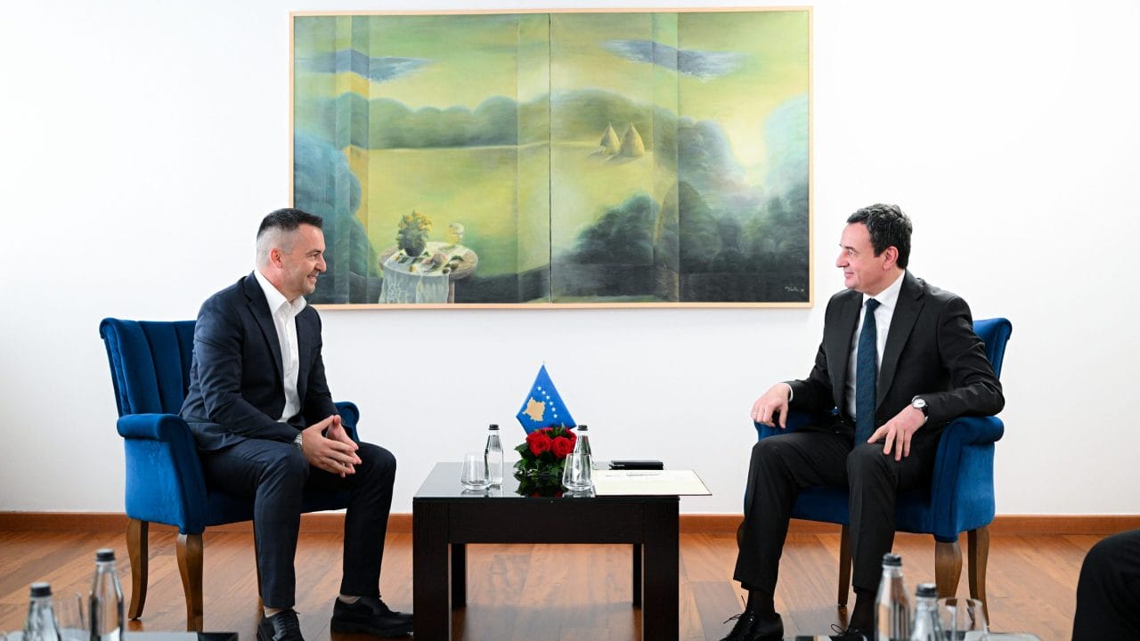 Viktor Buzhala emërohet zëvendësministër në MPB
