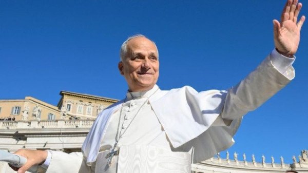 Shërimi i Papa Leos “po vazhdon sipas parashikimeve” pas operacionit