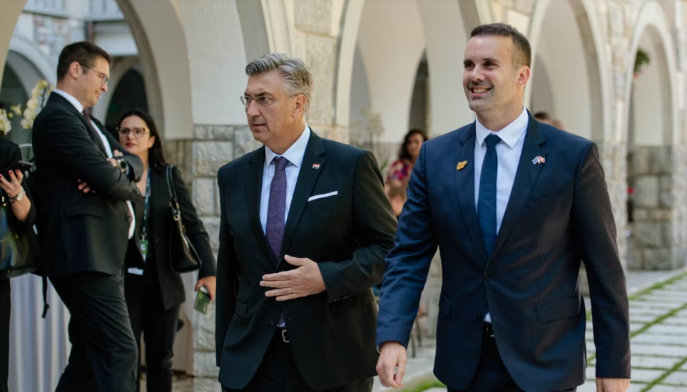 Tetë kushtet e Kroacisë për Malin e Zi para anëtarësimit në BE