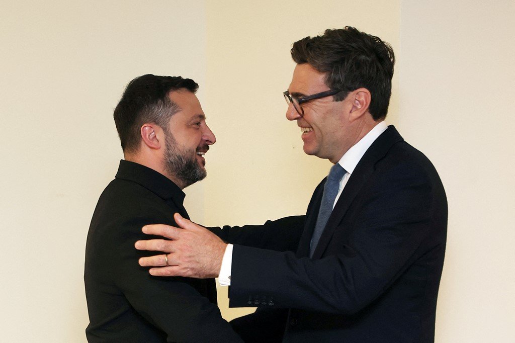 Zelensky takohet me Burnham në Downing Street, Britania përshpejton ndihmën ushtarake për Ukrainën