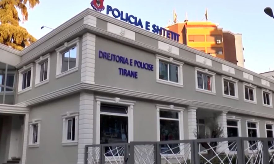 Plagosje me armë zjarri në Tiranë, 54-vjeçari paraqitet në spital