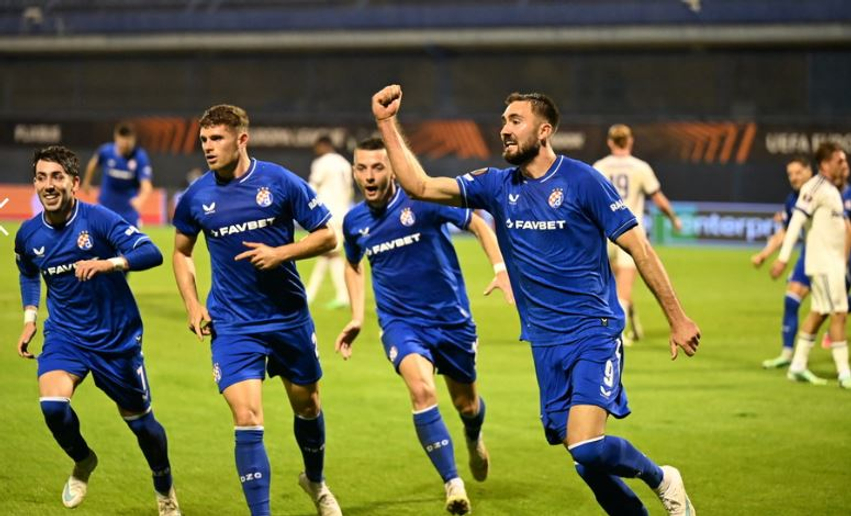 Hoxha titullar  Dinamo mposht Anderlechtin me penallti në minutën e 90 6