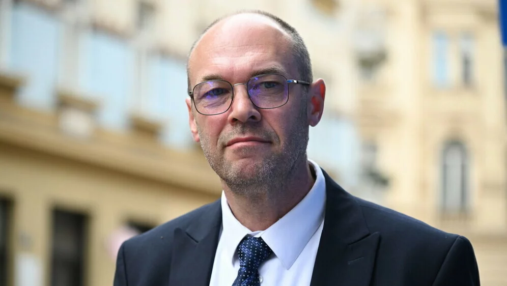Raketat nga Serbia, armatosja që po tremb rajonin! Eurodeputeti kërkon ndërhyrjen urgjente