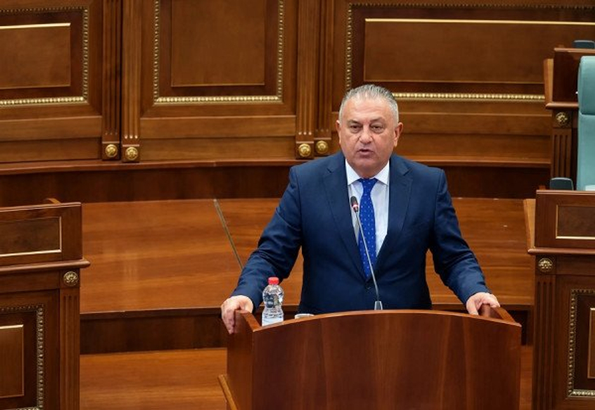radulloviq-akuzon-listen-serbe-per-presion-dhe-frikesim-e-quan-edhe-organizate-kriminale
