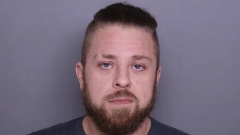 Kryente veprime të turpshme në ushqimin e kolegëve dhe i filmonte, dënohet 36-vjeçari