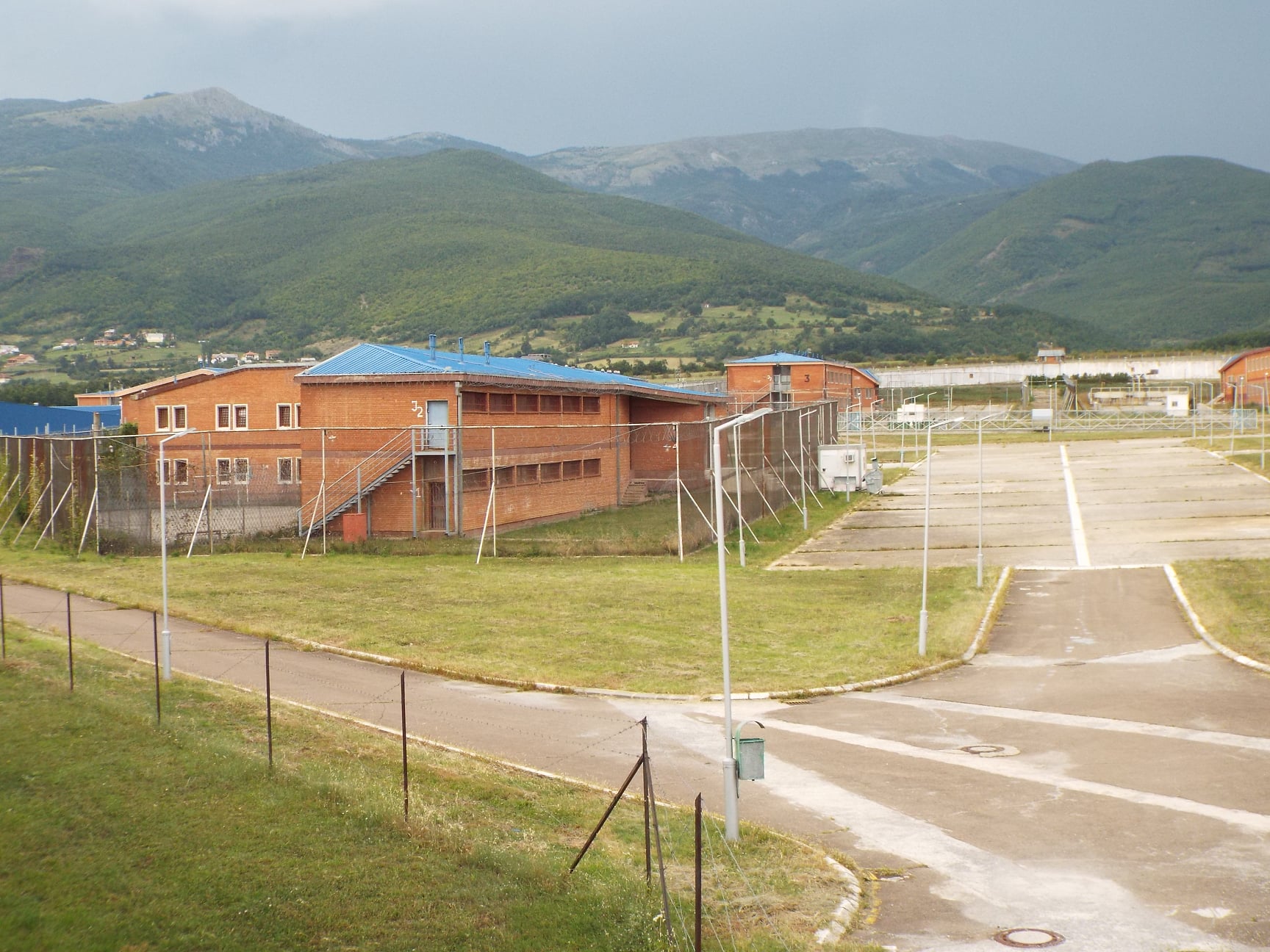 Gjenden 87 gramë narkotikë brenda Qendrës Korrektuese në Dubravë 