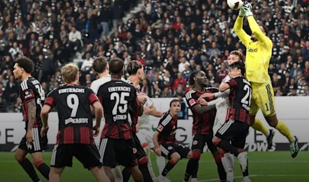 Eintracht Frankfurt triumfon ndaj Kolnit