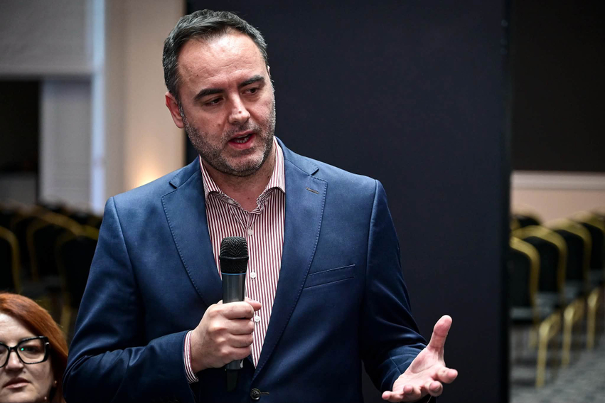 Konjufca takon diplomatët e rinj nga vende të ndryshme të botës