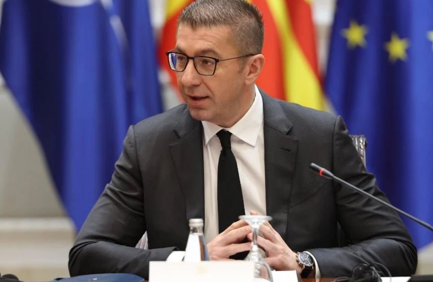 Mickoski: Çmimi i energjisë elektrike nuk do të ndryshojë deri në fund të vitit