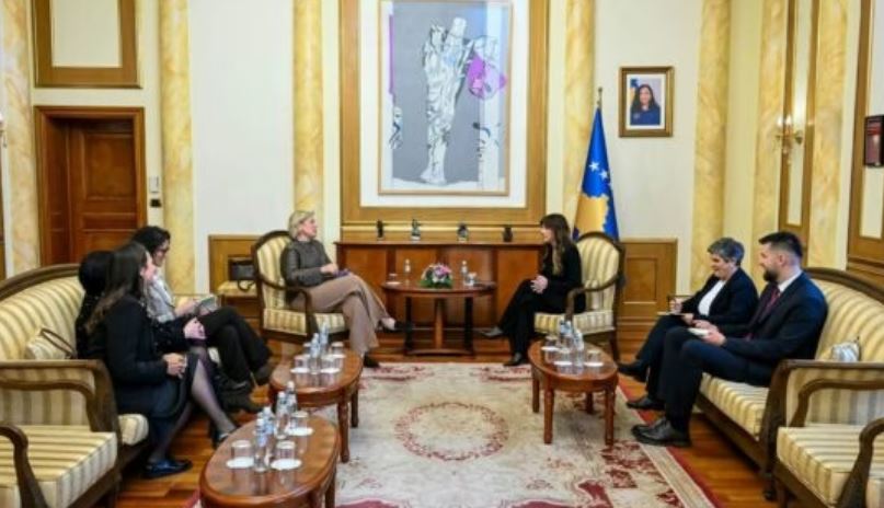 Haxhiu takon delegacionin e Forumit Ekonomik të Grave, diskutohet fuqizimi ekonomik i grave 