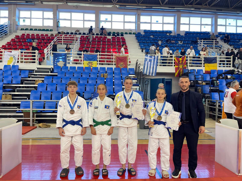 Kosova fiton tri medalje në Kampionatin Ballkanik U16 në Arta të Greqisë 