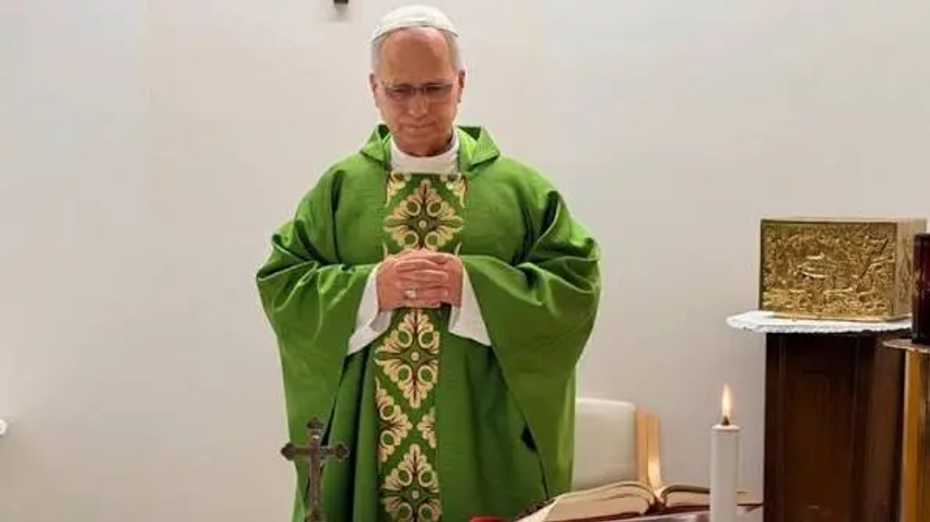 Papa Leo i kërkon Zelenskyt bashkëpunim me Rusinë për ndihmat në qytetin e bllokuar ukrainas