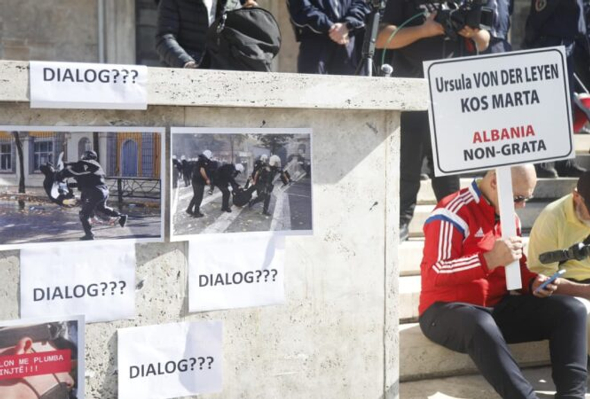  Te Kryeministria  në orën 10 00    Të rinjtë thërrasin protestë kombëtare ditën e shtunë