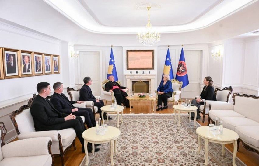Shiroka Pula dhe Dodë Gjergji diskutojnë për tolerancën dhe bashkëjetesën