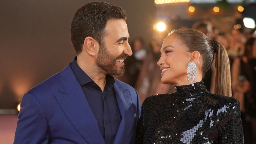 Jennifer Lopez dhe Brett Goldstein janë çift  Ja çfarë dimë për romancën e përfolur