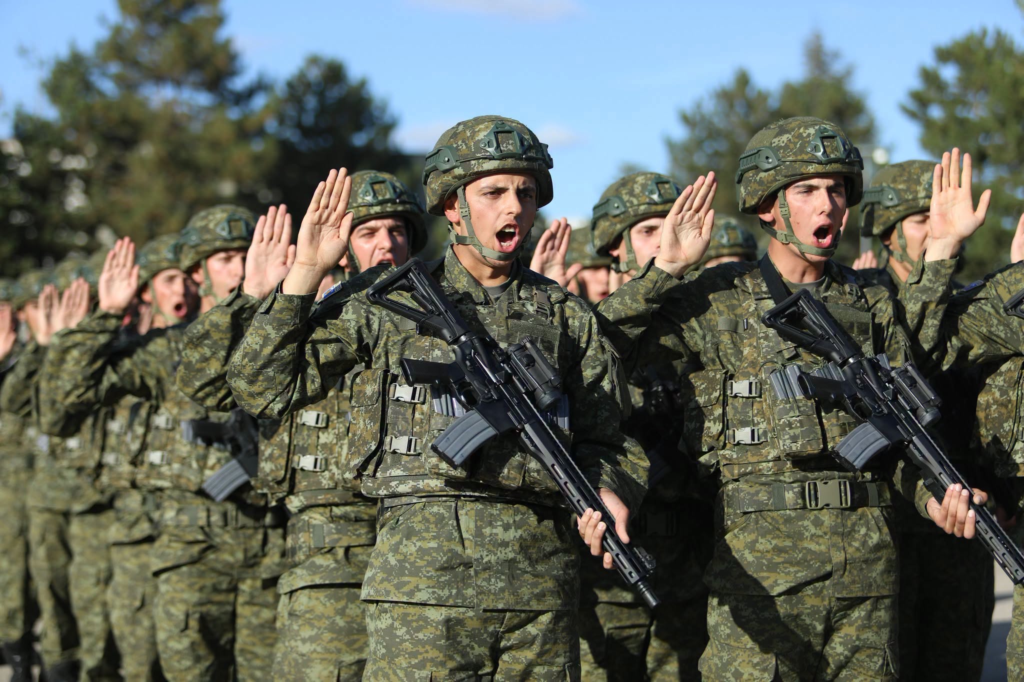 Gjenerata më e madhe e FSK-së, Kurti: Buxheti i ushtrisë u trefishua, synojmë NATO-n