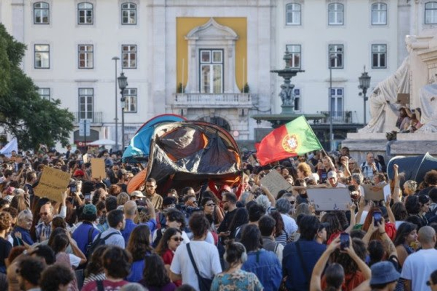 Evropianët janë ngopur me rritjen e çmimeve  protesta në shtatë vende