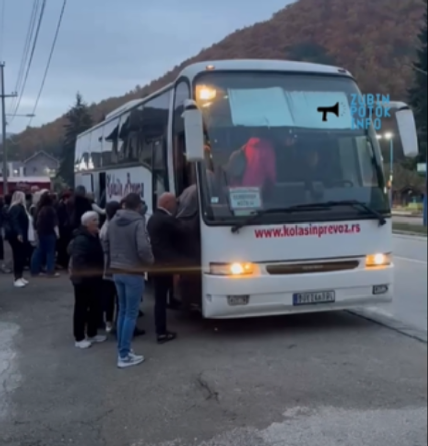 zgjedhjet-ne-serbi-qytetare-serbe-nga-zubin-potoku-nisen-pertej-kufirit-per-te-votuar