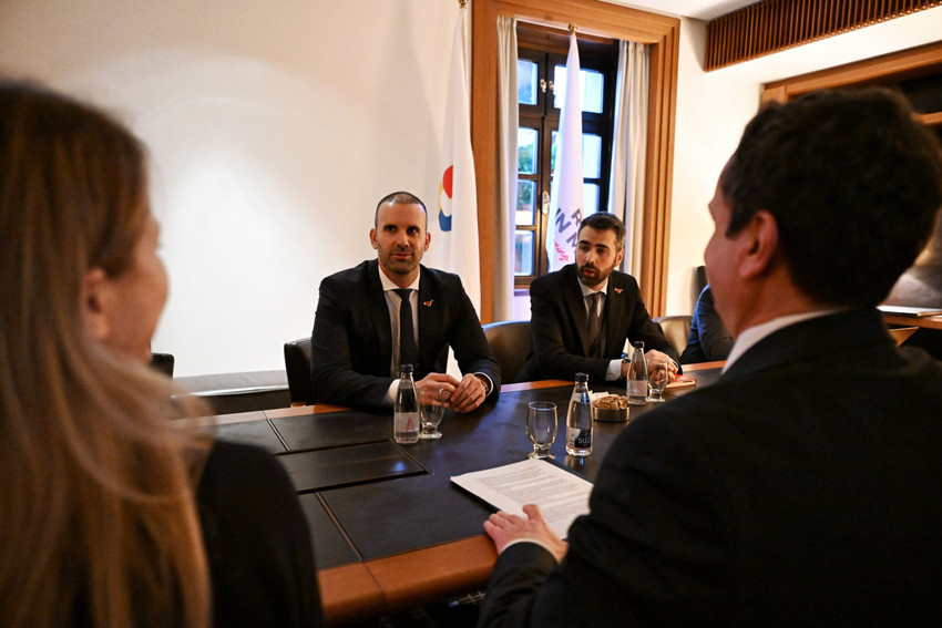 Kurti takohet me Spajiqin, në fokus bashkëpunimi Kosovë–Mal i Zi dhe rruga drejt BE-së 2 Image