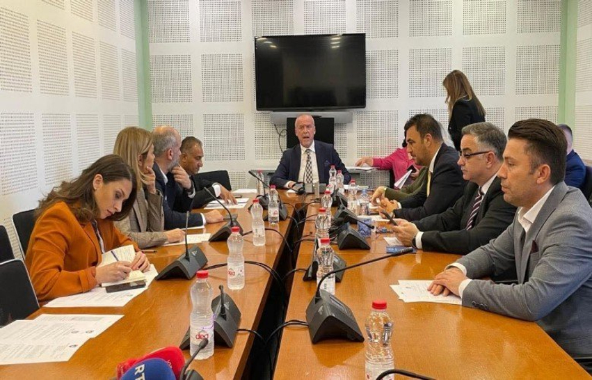 Kuvendi mban sot seancë të jashtëzakonshme për vrasjen në Vitomiricë të Pejës