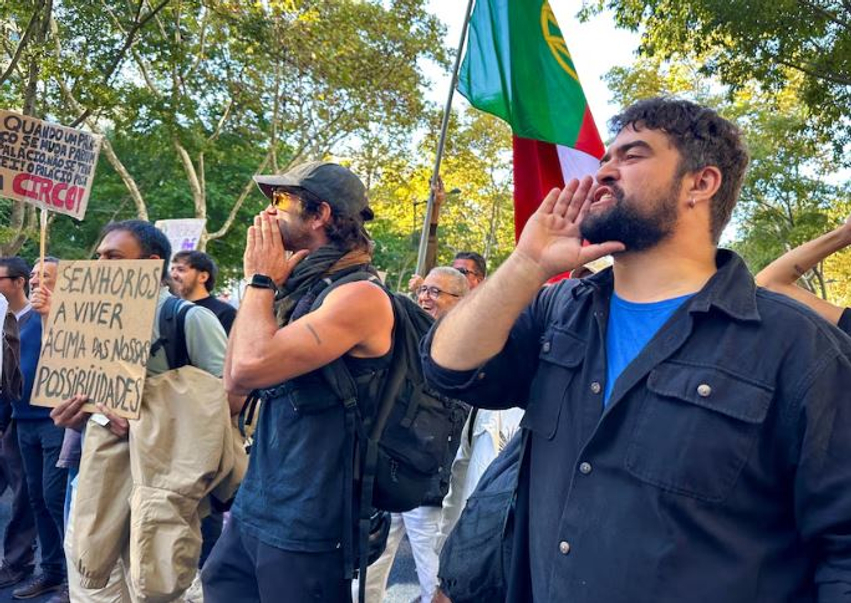 policia-portugeze-zbraz-kampin-e-protestes-ne-lisbone-arrestohen-25-persona