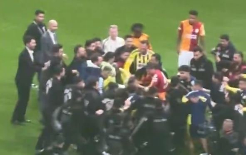 eskalon-situata-pas-perfundimit-te-derbit-te-turqise-nderhyn-edhe-policia