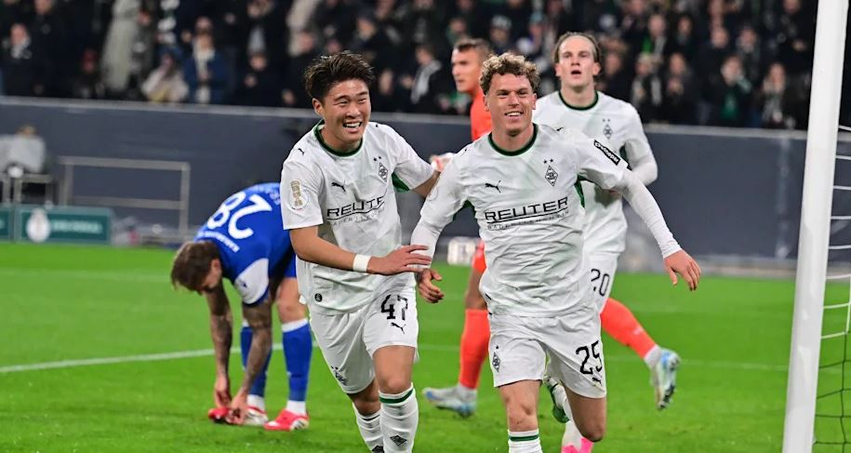 Borussia Monchengladbach fiton edhe me një lojtar më pak  siguron kualifikimin në 1 8 e finales
