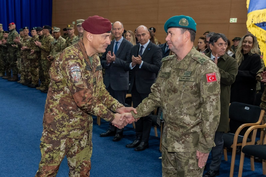 Emërohet zëvendëskomandanti i KFOR it  pranon detyrën me ceremoni zyrtare