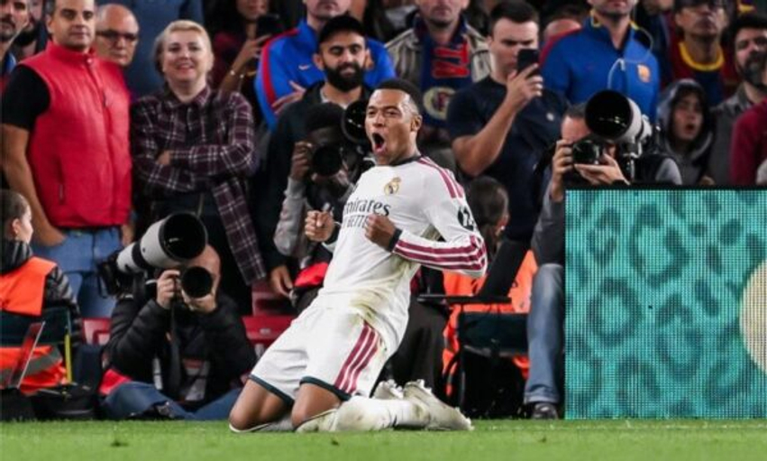 Mbappe i afrohet top 20 golashënuesve më të mirë në histori të Realit