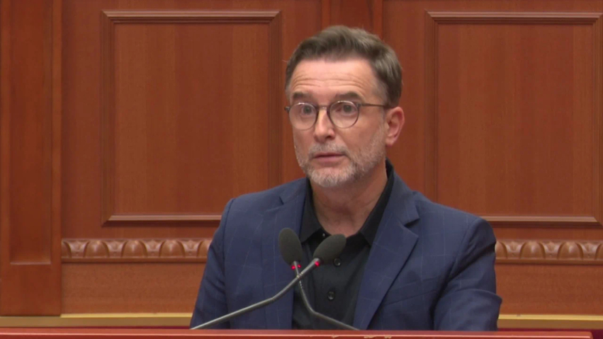 Masat fiskale  Erion Braçe  Nga 1 janari 2027  TVSH ja për ushqimet zbret në 6   synohet ulja e kostos së jetesës