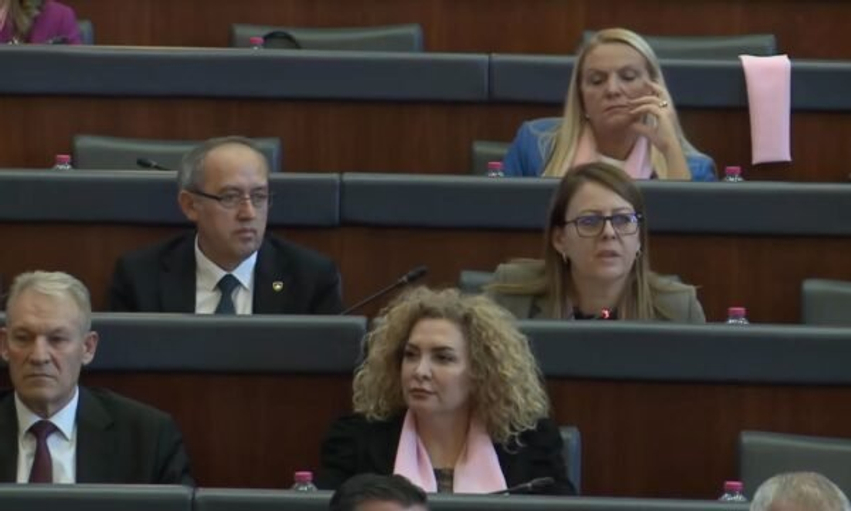 Bajrami  Bashës  Po e kuptoj pse projektet s kanë përfundu  i ke shpenzu 80 milionë euro e tash don me pa cilësinë e sasinë e punëve