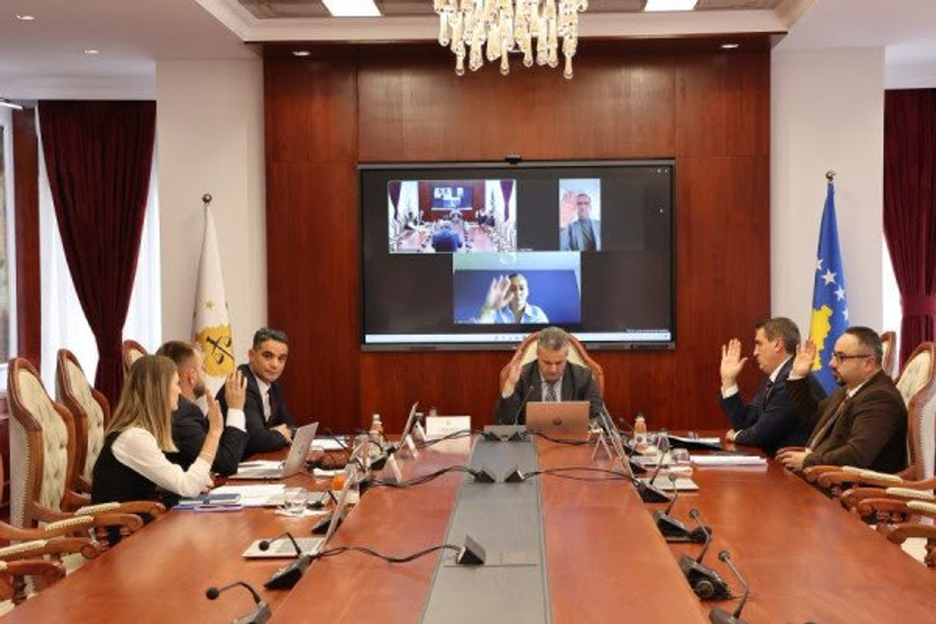 Vrasja e Arlinda Zekajt  Këshilli Prokurorial jep detaje pas suspendimit të kryeprokurores së Pejës dhe prokurores së rastit