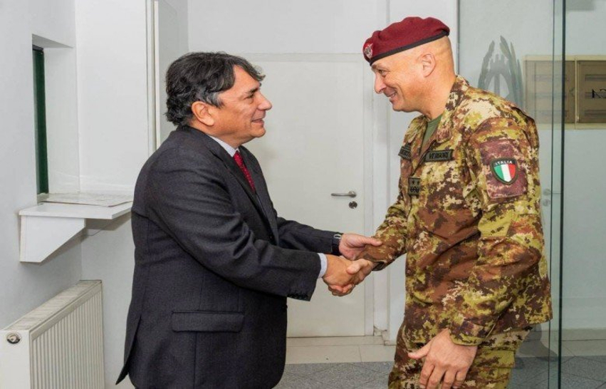 Vergori takon ambasadorin italian në Kosovë  në fokus koordinimi dhe siguria