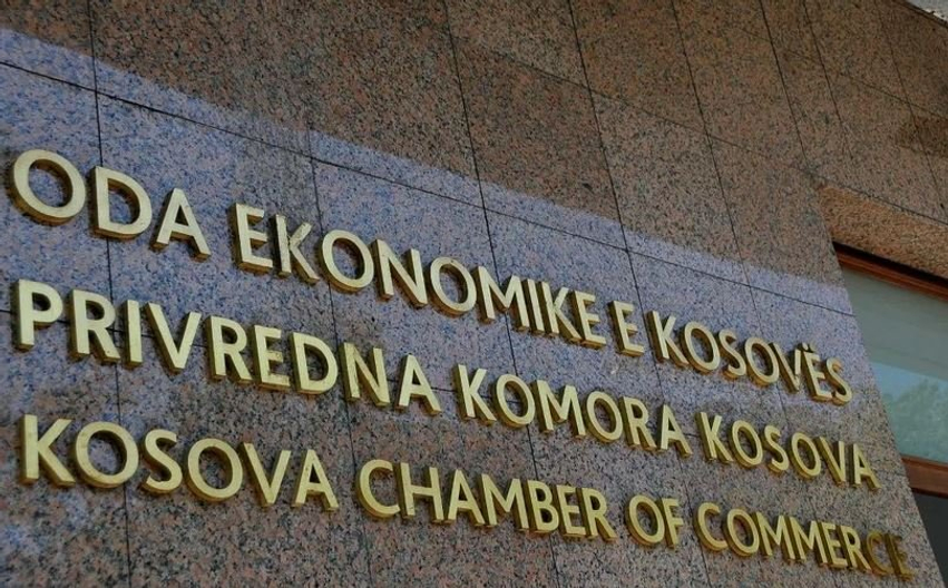 OEK  Importi i veturave në Kosovë kalon 3 miliardë euro  mbi 913 milionë euro të hyra për buxhetin