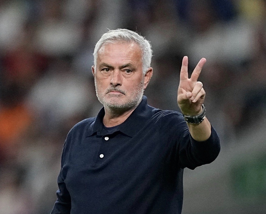 Mourinho ankohet për kalendarin e ngjeshur të ndeshjeve të skuadrës së tij 